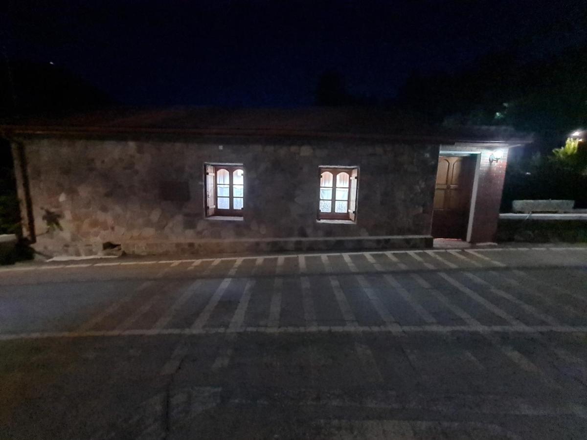 Elpiniki'S Old House Villa Kalopanagiotis Exterior photo